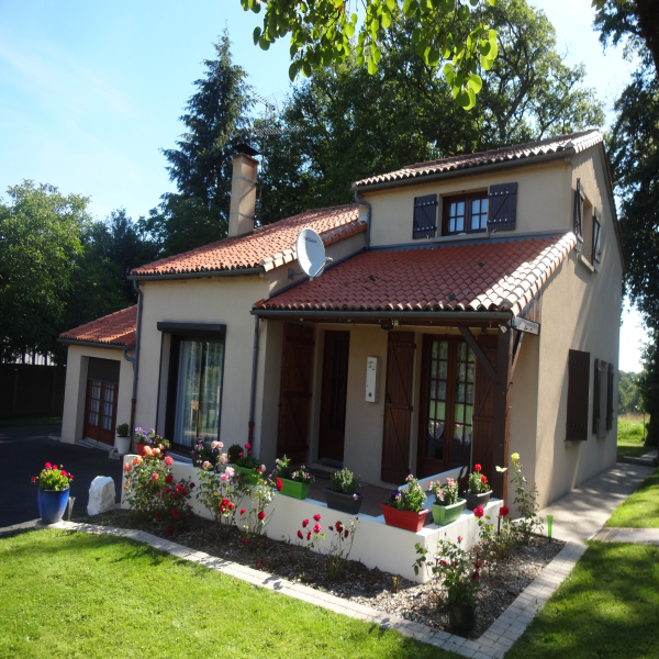 Offres de vente Maison Saint-Barbant 87330
