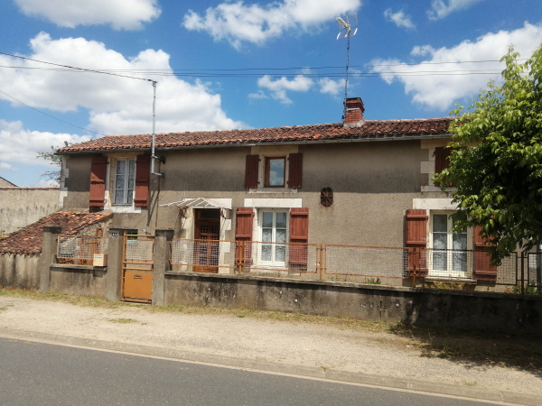 Offres de vente Maison Lathus-Saint-Rémy 86390