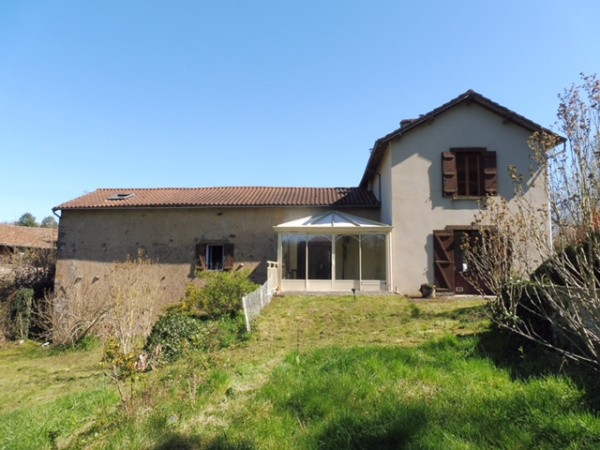 Offres de vente Maison Peyrat-de-Bellac 87300