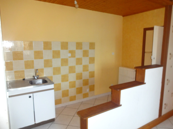 Offres de location Appartement Le Dorat 87210