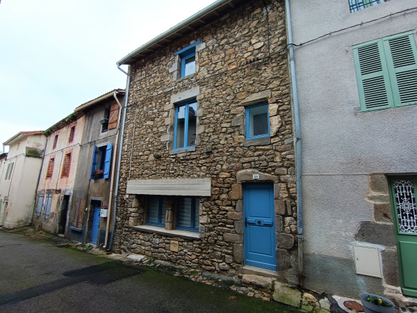 Offres de location Maison Le Dorat 87210