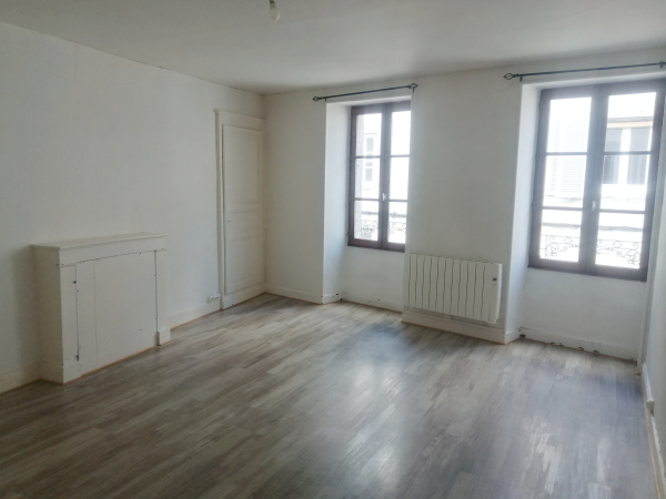 Offres de location Appartement Le Dorat 87210