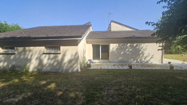 Offres de vente Maison Le Dorat 87210
